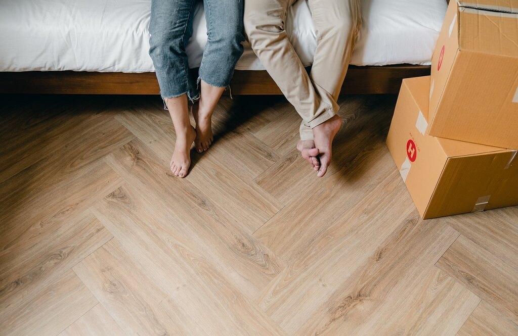 Choose The Best Flooring For Bedroom, Best Vinyl Flooring For Bedrooms
